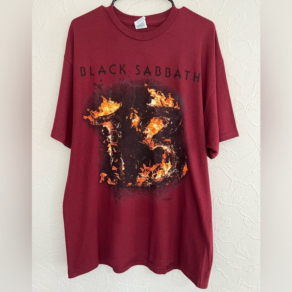 2013 BLACK SABBATH 13 FIRE TOUR CONCERT BAND SHIRT MENS SZ XL NEW DEADSTOCK